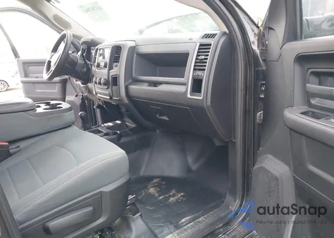 2018 Ram 2500 Tradesman 4X4 8' Box из США, поврежденный, VIN 3C6TR5HT9JG363805